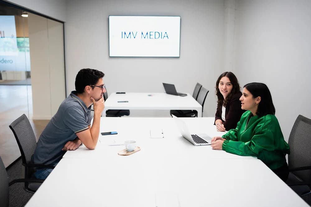 Photo de couverture de IMV Media