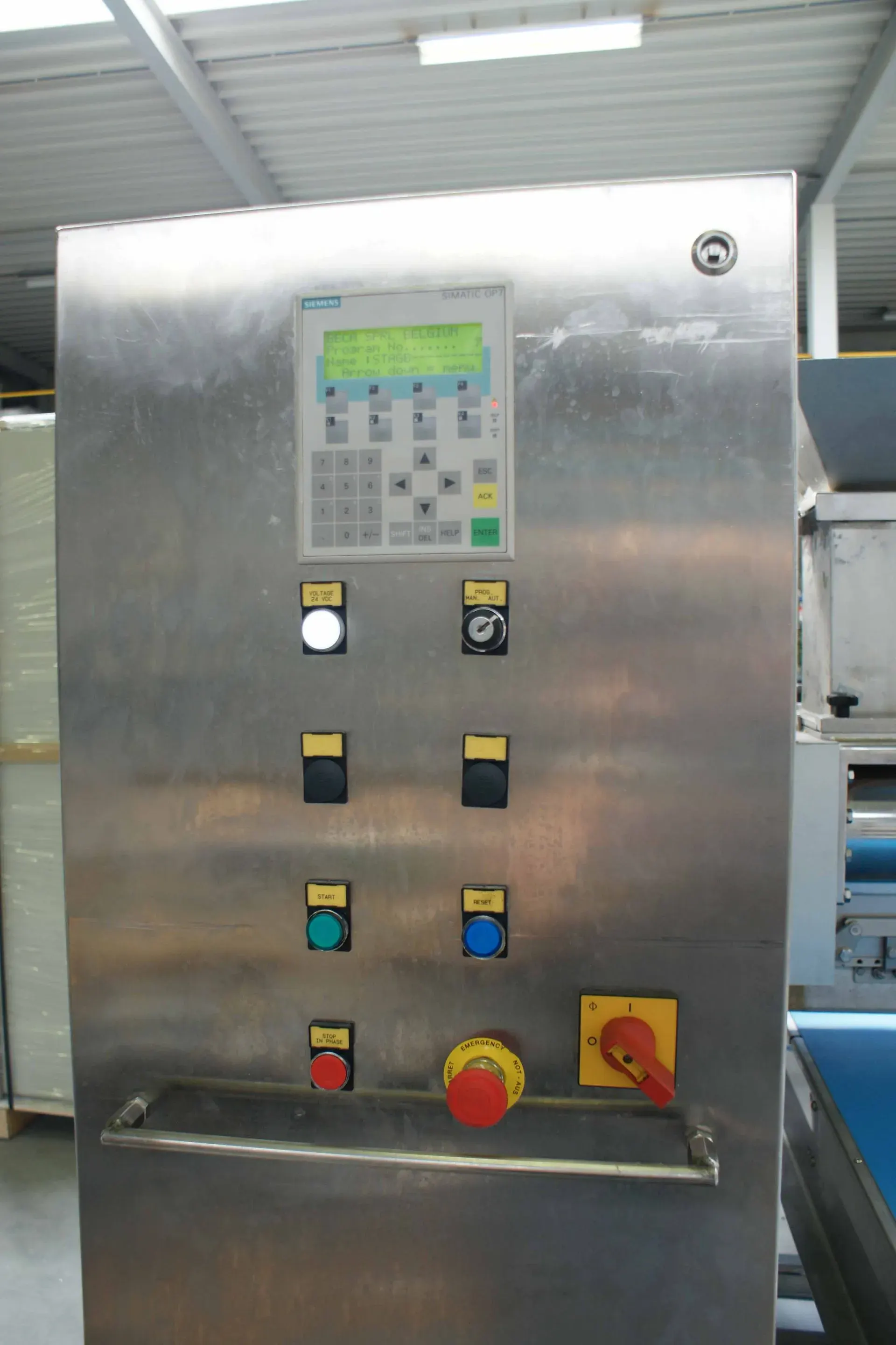 Photo de couverture de Armoires ET Automation